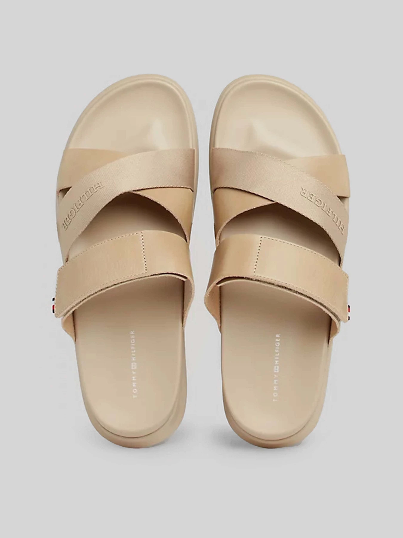 Шльопанці Tommy Hilfiger модель FM0FM05004-AEG Шльопанці Tommy Hilfiger модель FM0FM05004-AEG Фото