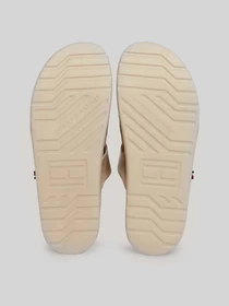 Шльопанці Tommy Hilfiger модель FM0FM05004-AEG Фото