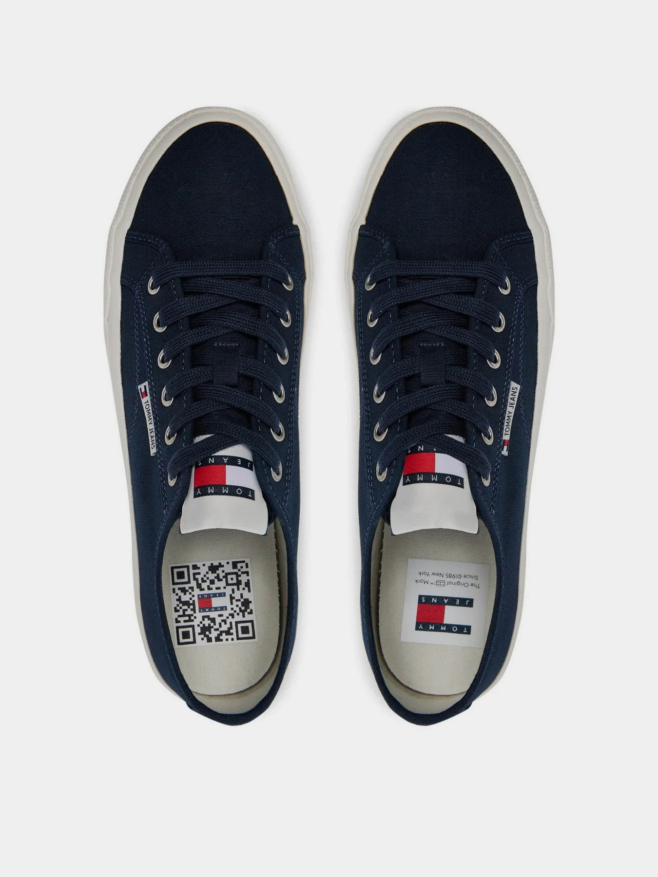 Кеды Tommy Hilfiger модель EM0EM01365-C1G Кеды Tommy Hilfiger модель EM0EM01365-C1G Фото