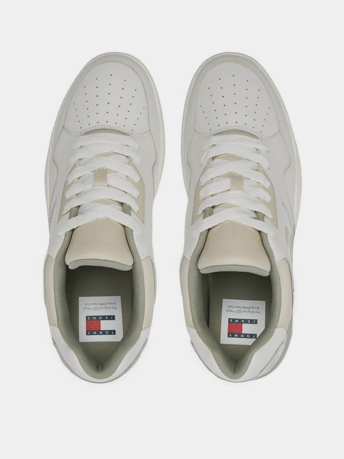 Кросівки Tommy Hilfiger модель EM0EM01379-ACG Кросівки Tommy Hilfiger модель EM0EM01379-ACG Фото