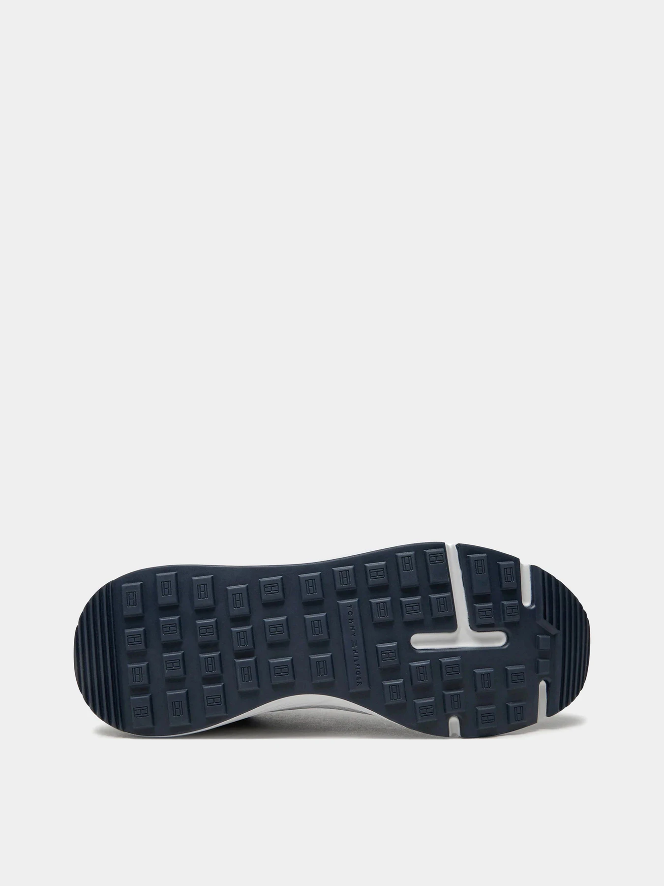 Кросівки Tommy Hilfiger модель FM0FM05141-DW5 Кросівки Tommy Hilfiger модель FM0FM05141-DW5 Фото