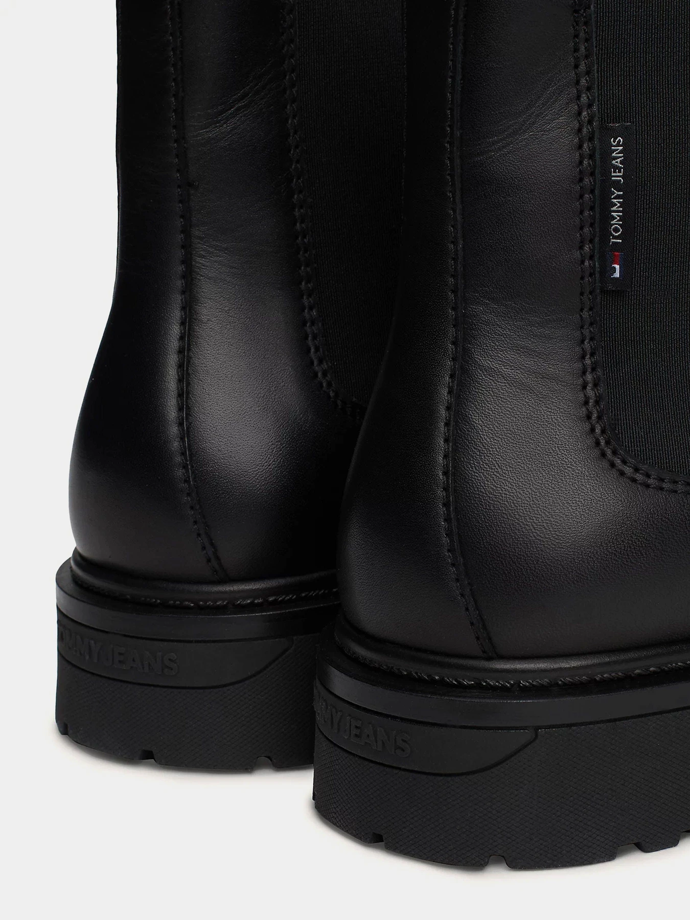 Ботинки и сапоги Tommy Hilfiger модель EM0EM01469-BDS Ботинки и сапоги Tommy Hilfiger модель EM0EM01469-BDS Фото
