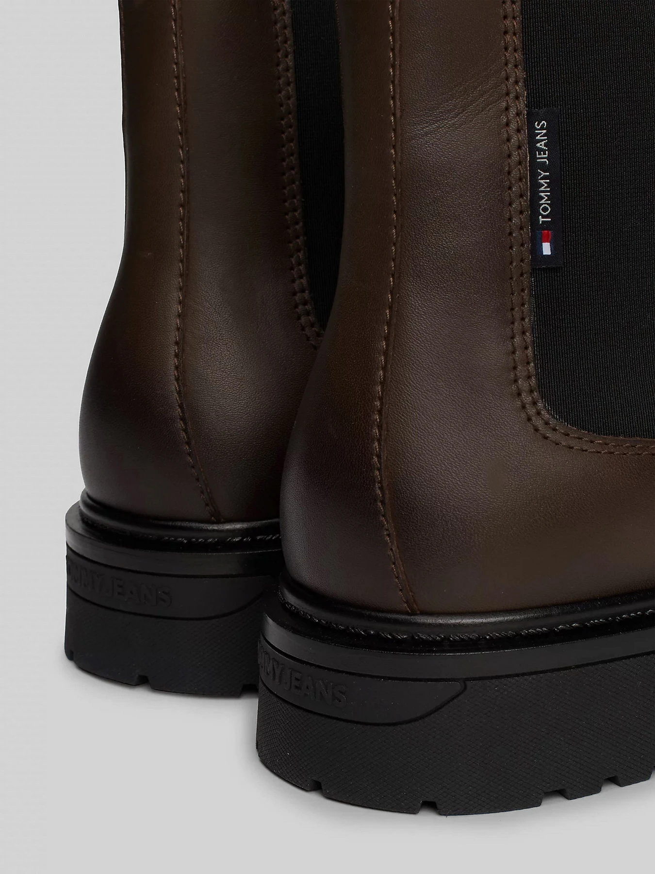 Ботинки и сапоги Tommy Hilfiger модель EM0EM01469-GWN Ботинки и сапоги Tommy Hilfiger модель EM0EM01469-GWN Фото