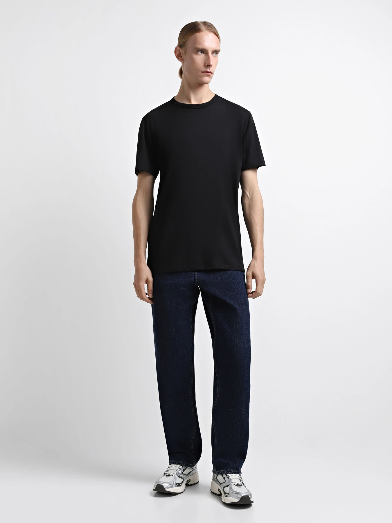 Кросівки Tommy Hilfiger модель EM0EM01509-M00 Кросівки Tommy Hilfiger модель EM0EM01509-M00 Фото