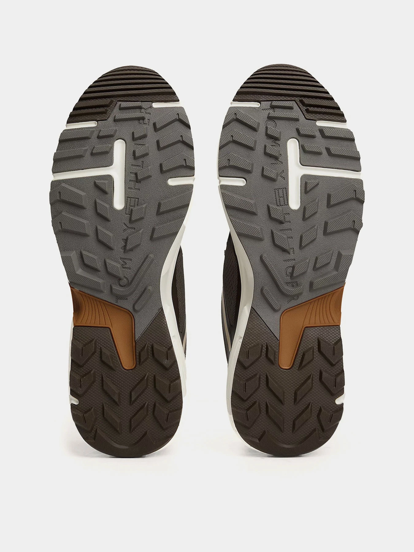 Кросівки Tommy Hilfiger модель FM0FM05109-PRB Кросівки Tommy Hilfiger модель FM0FM05109-PRB Фото
