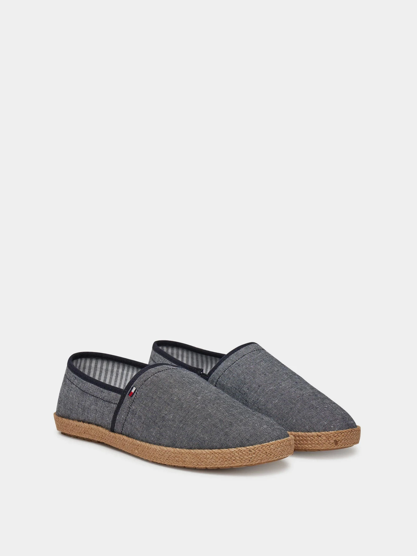 Слипоны и мокасины Tommy Hilfiger модель FM0FM05391-DW5 Слипоны и мокасины Tommy Hilfiger модель FM0FM05391-DW5 Фото