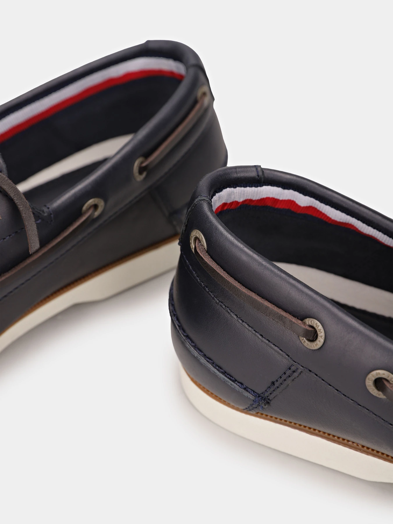 Слипоны и мокасины Tommy Hilfiger модель FM0FM05569-DW5 Фото