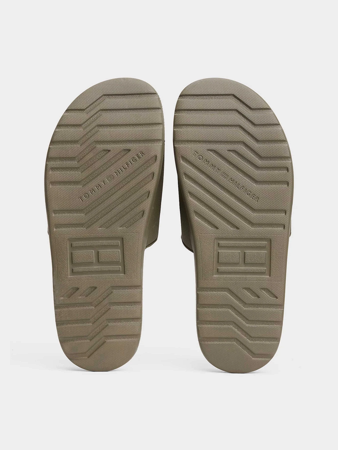 Шльопанці Tommy Hilfiger модель FM0FM05430-RBN Фото