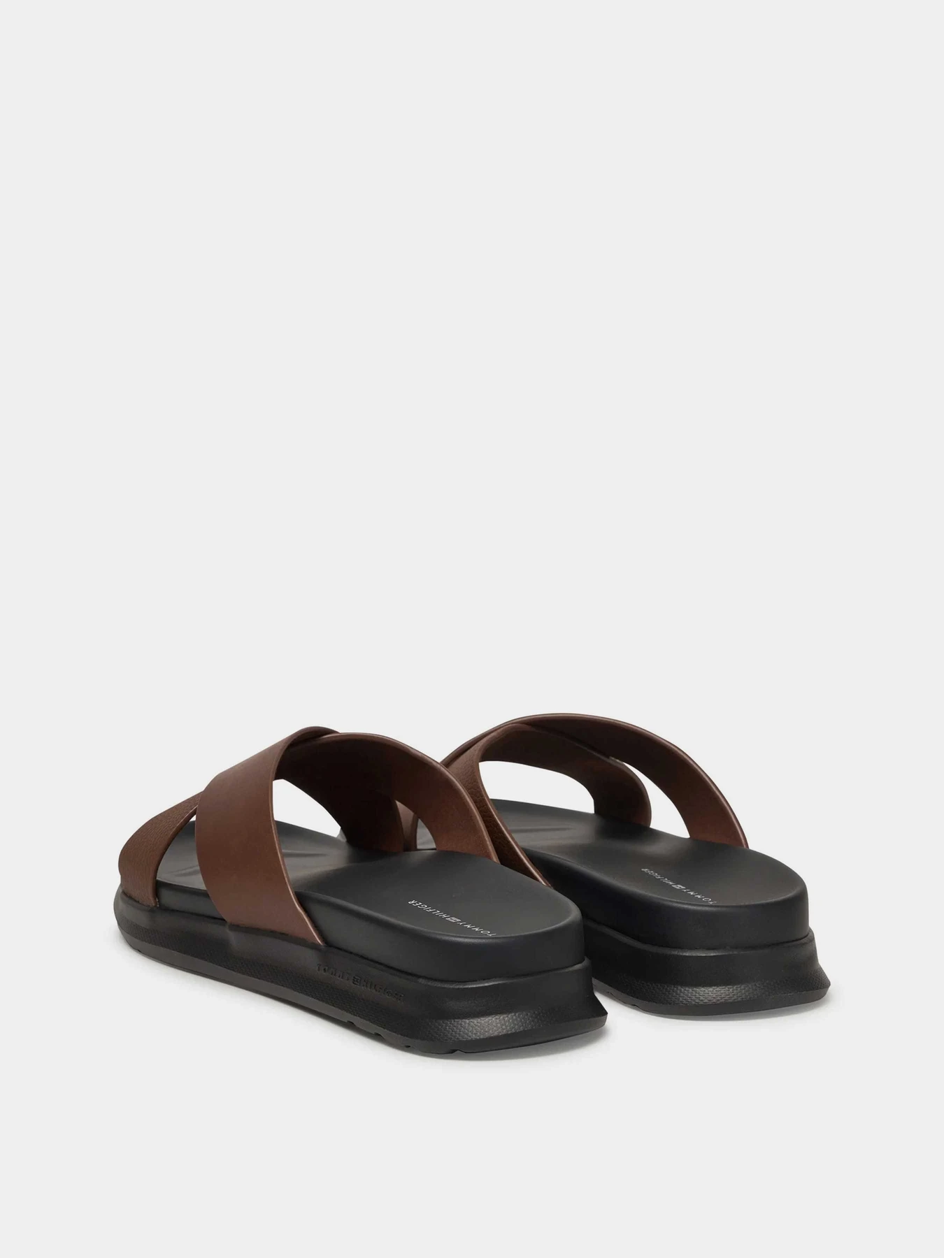 Шлёпанцы Tommy Hilfiger модель FM0FM05358-GV0 Фото