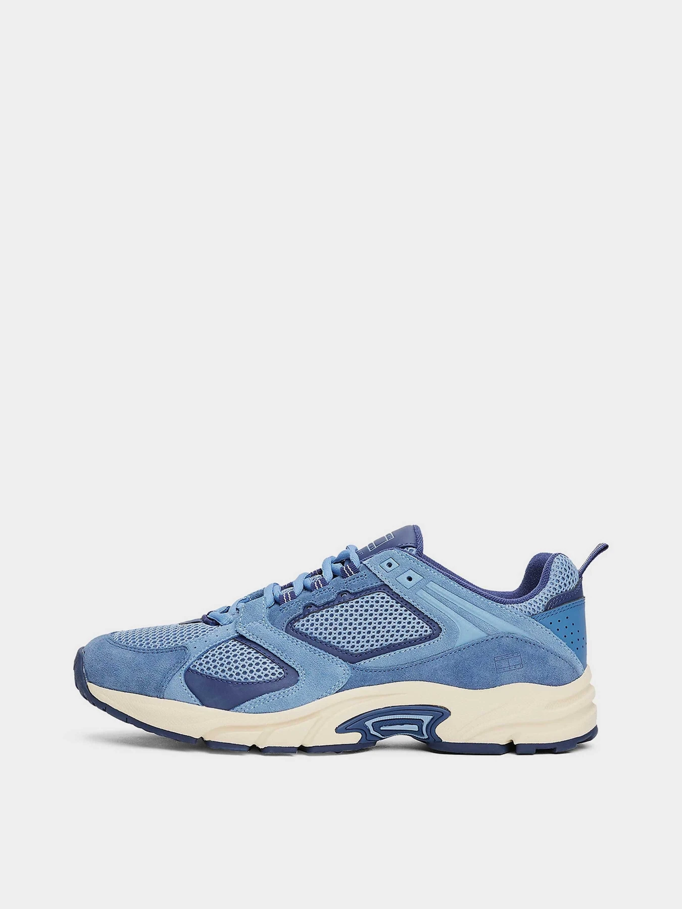 Кроссовки Tommy Hilfiger модель EM0EM01557-DY6 Кроссовки Tommy Hilfiger модель EM0EM01557-DY6 Фото