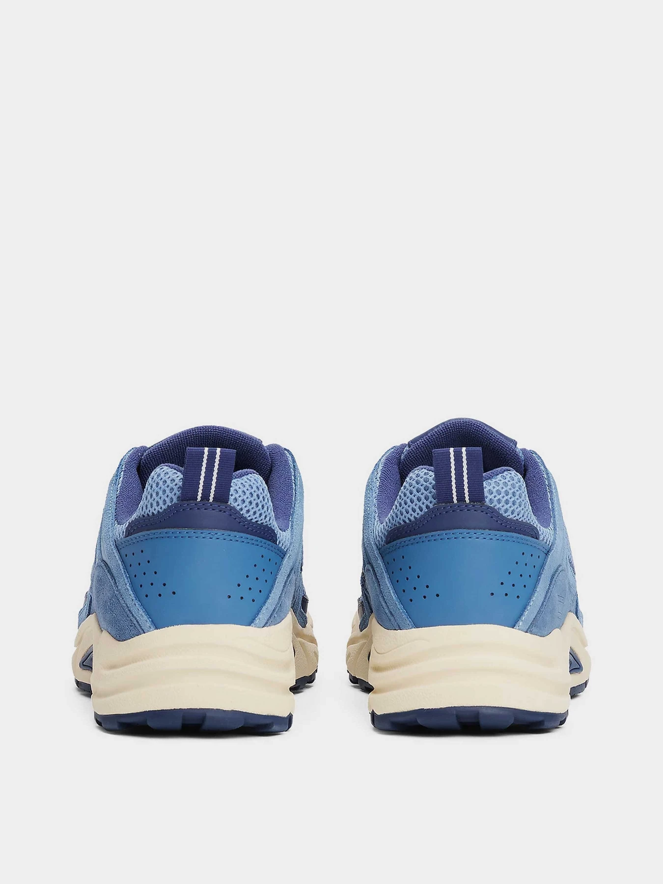 Кроссовки Tommy Hilfiger модель EM0EM01557-DY6 Кроссовки Tommy Hilfiger модель EM0EM01557-DY6 Фото