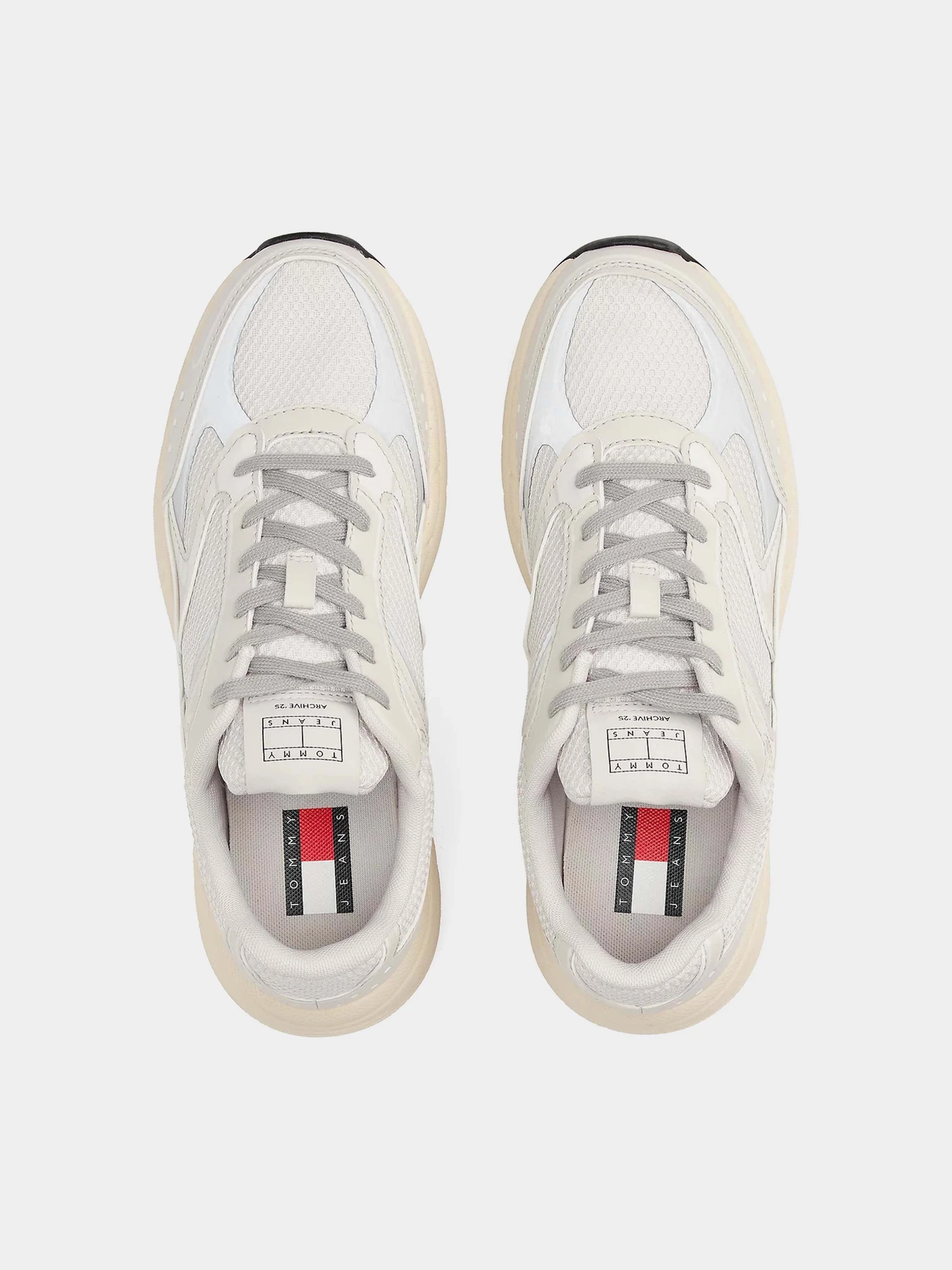 Кроссовки Tommy Hilfiger модель EM0EM01569-P06 Кроссовки Tommy Hilfiger модель EM0EM01569-P06 Фото
