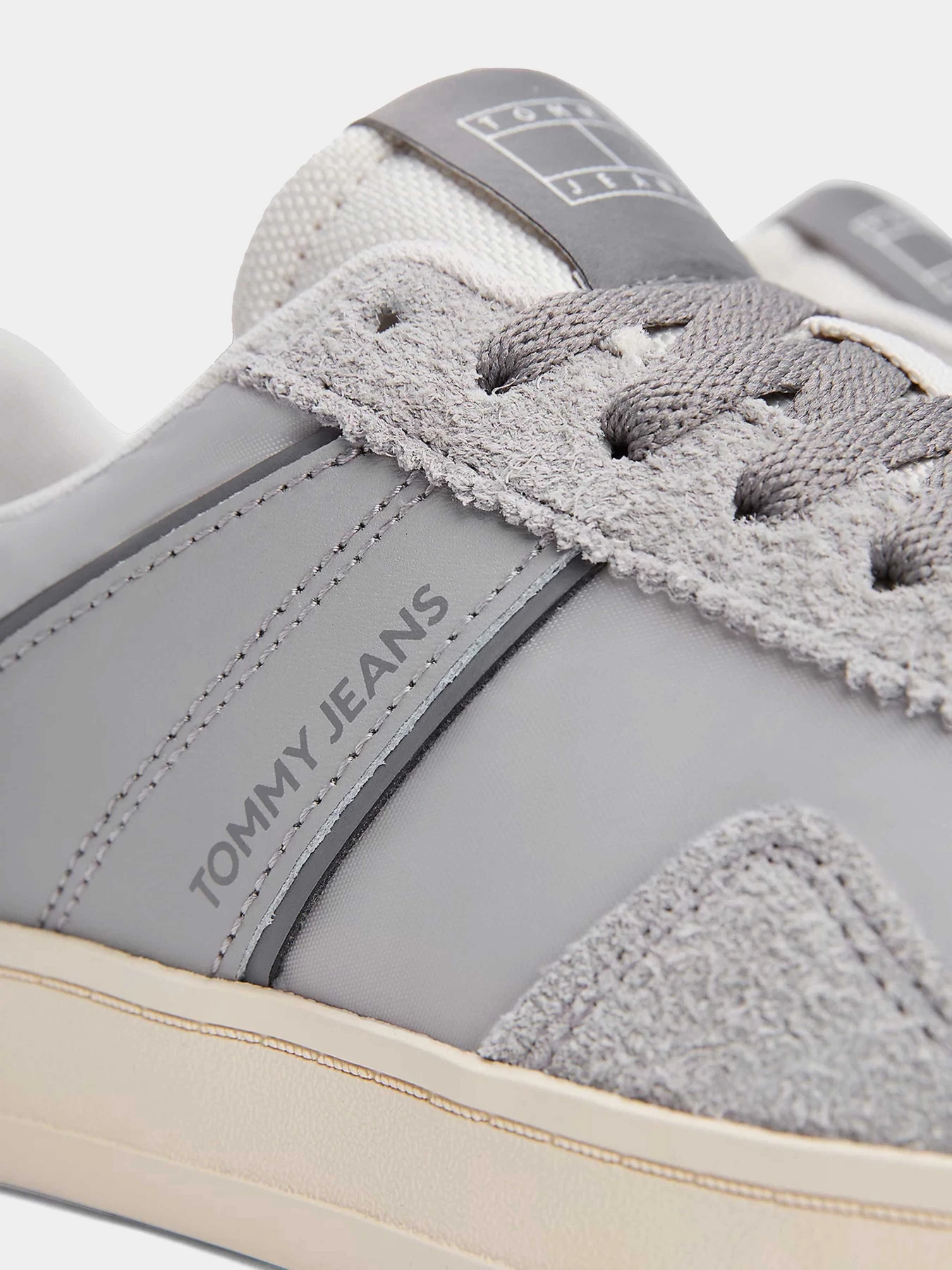 Кеды Tommy Hilfiger модель EM0EM01606-PRZ Фото