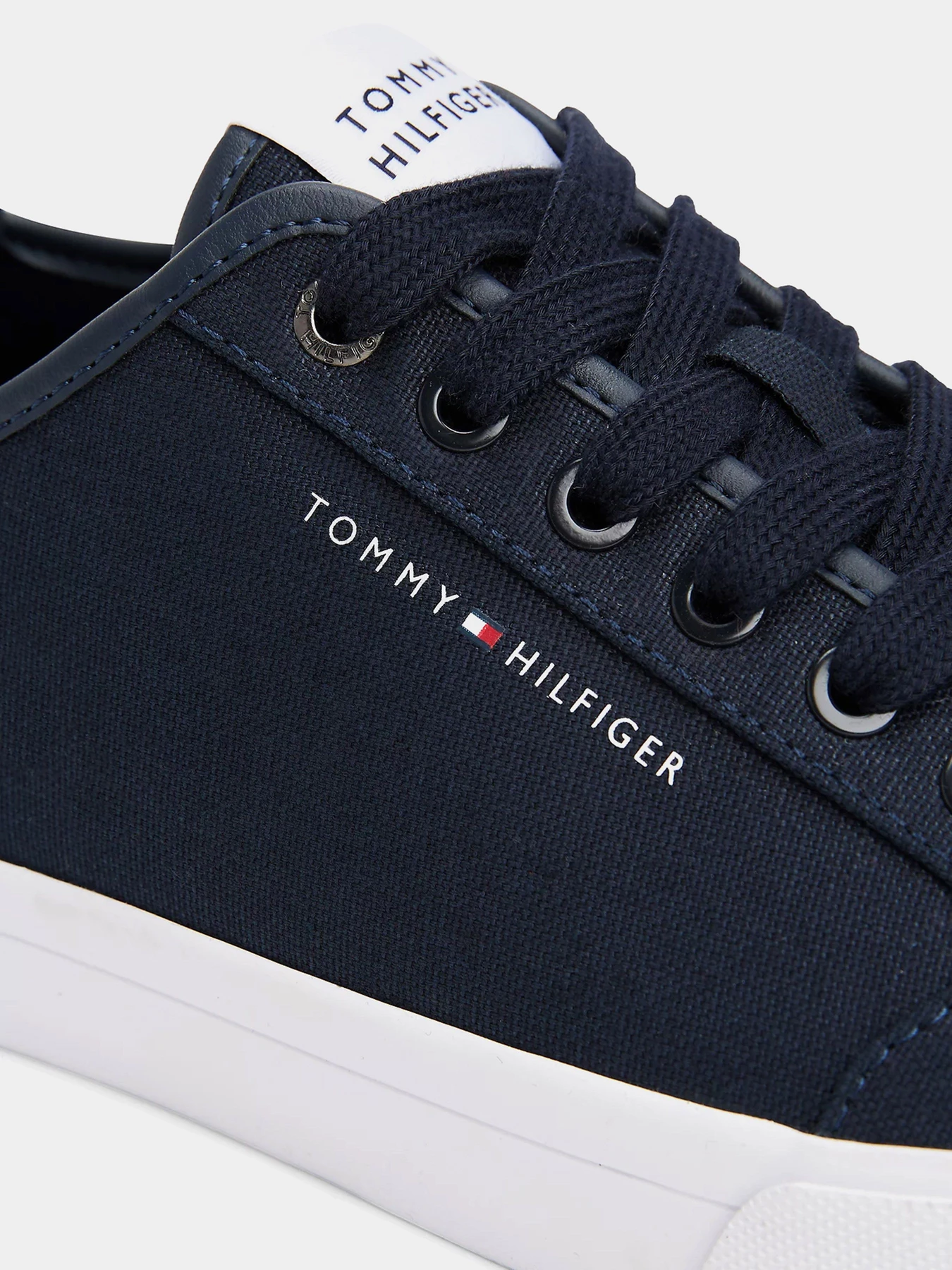 Кеды Tommy Hilfiger модель FM0FM05398-DW5 Кеды Tommy Hilfiger модель FM0FM05398-DW5 Фото