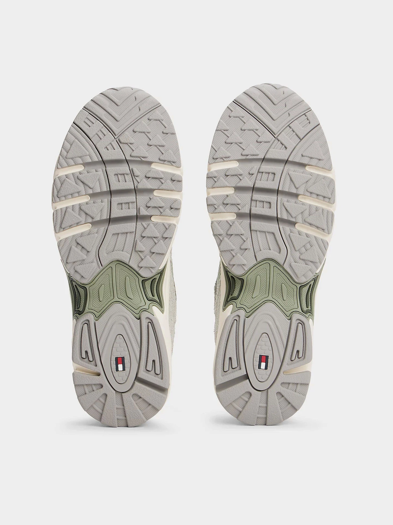 Кросівки Tommy Hilfiger модель EM0EM01593-M1C Кросівки Tommy Hilfiger модель EM0EM01593-M1C Фото