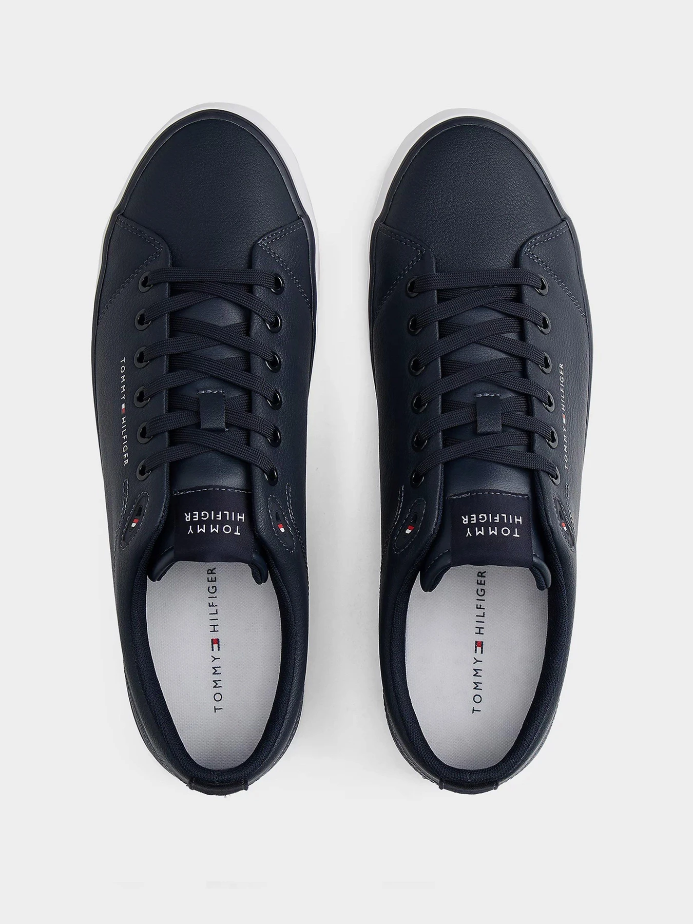 Кеди Tommy Hilfiger модель FM0FM05511-DW5 Кеди Tommy Hilfiger модель FM0FM05511-DW5 Фото