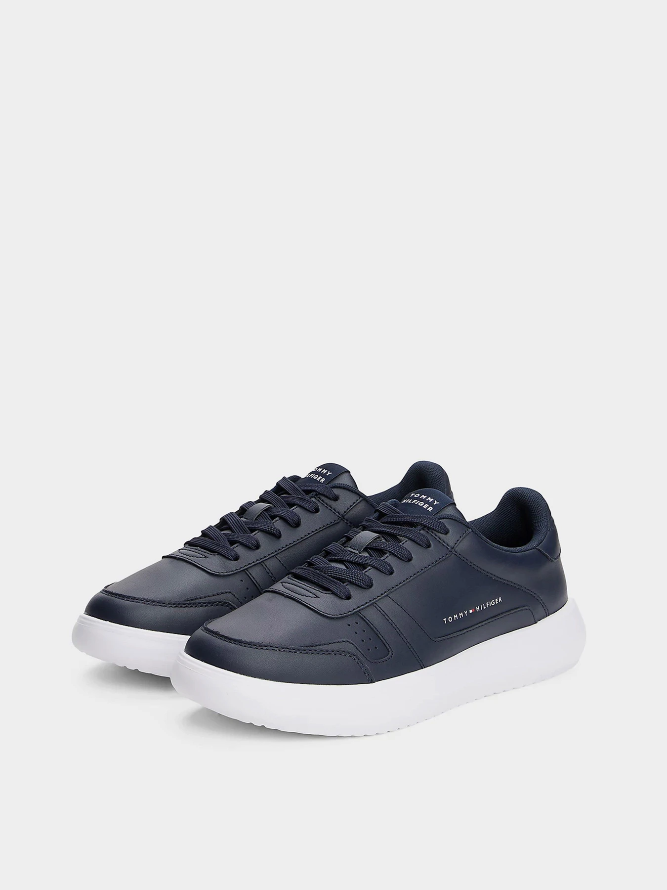 Кросівки Tommy Hilfiger модель FM0FM05529-DW5 Фото