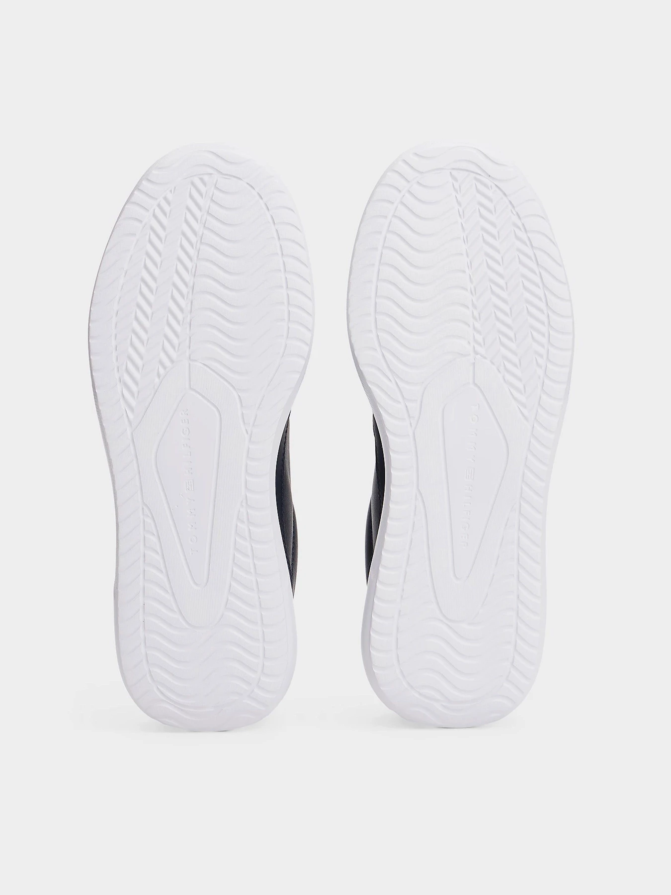 Кросівки Tommy Hilfiger модель FM0FM05529-DW5 Фото