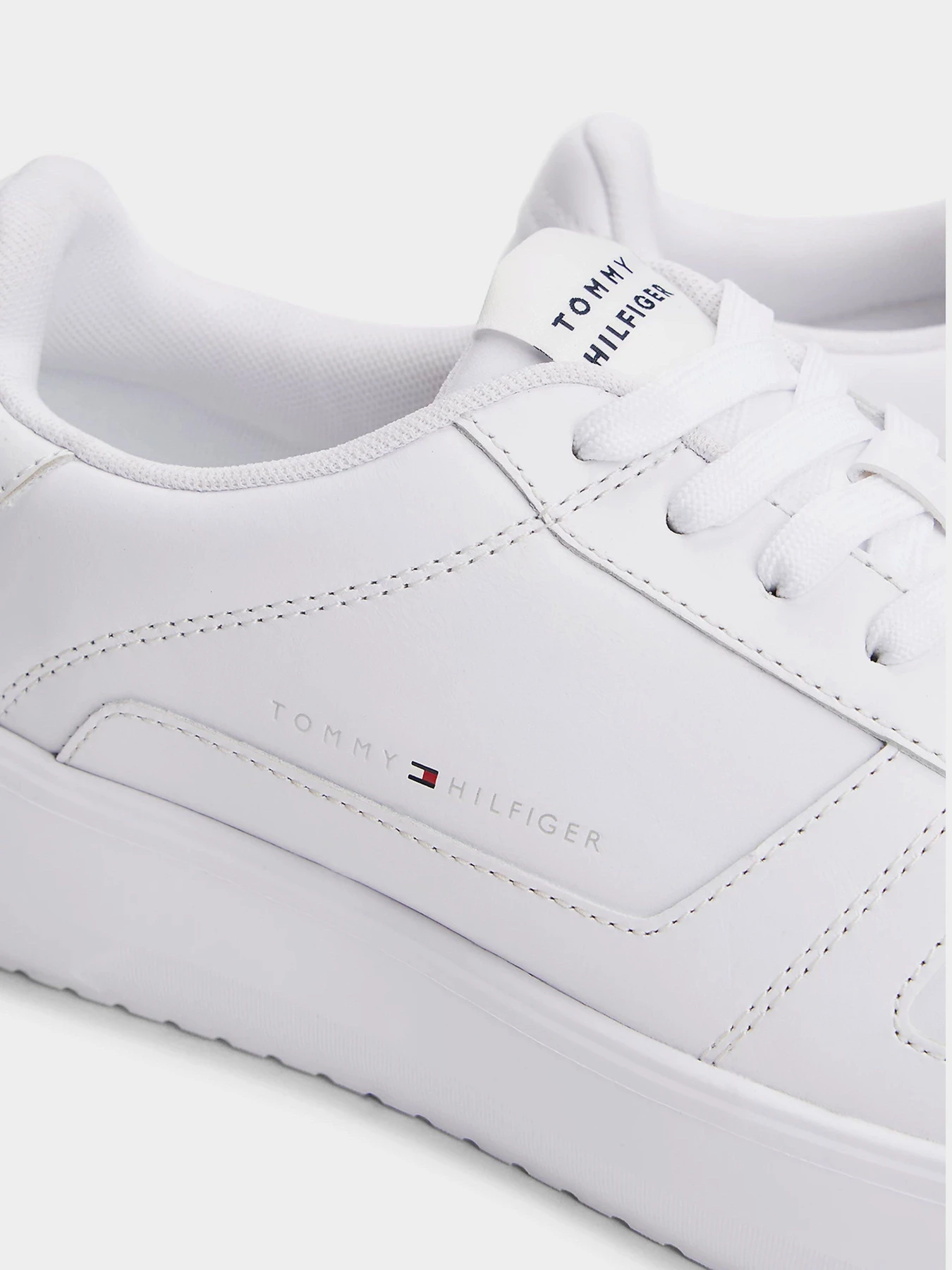 Кроссовки Tommy Hilfiger модель FM0FM05529-YBS Кроссовки Tommy Hilfiger модель FM0FM05529-YBS Фото
