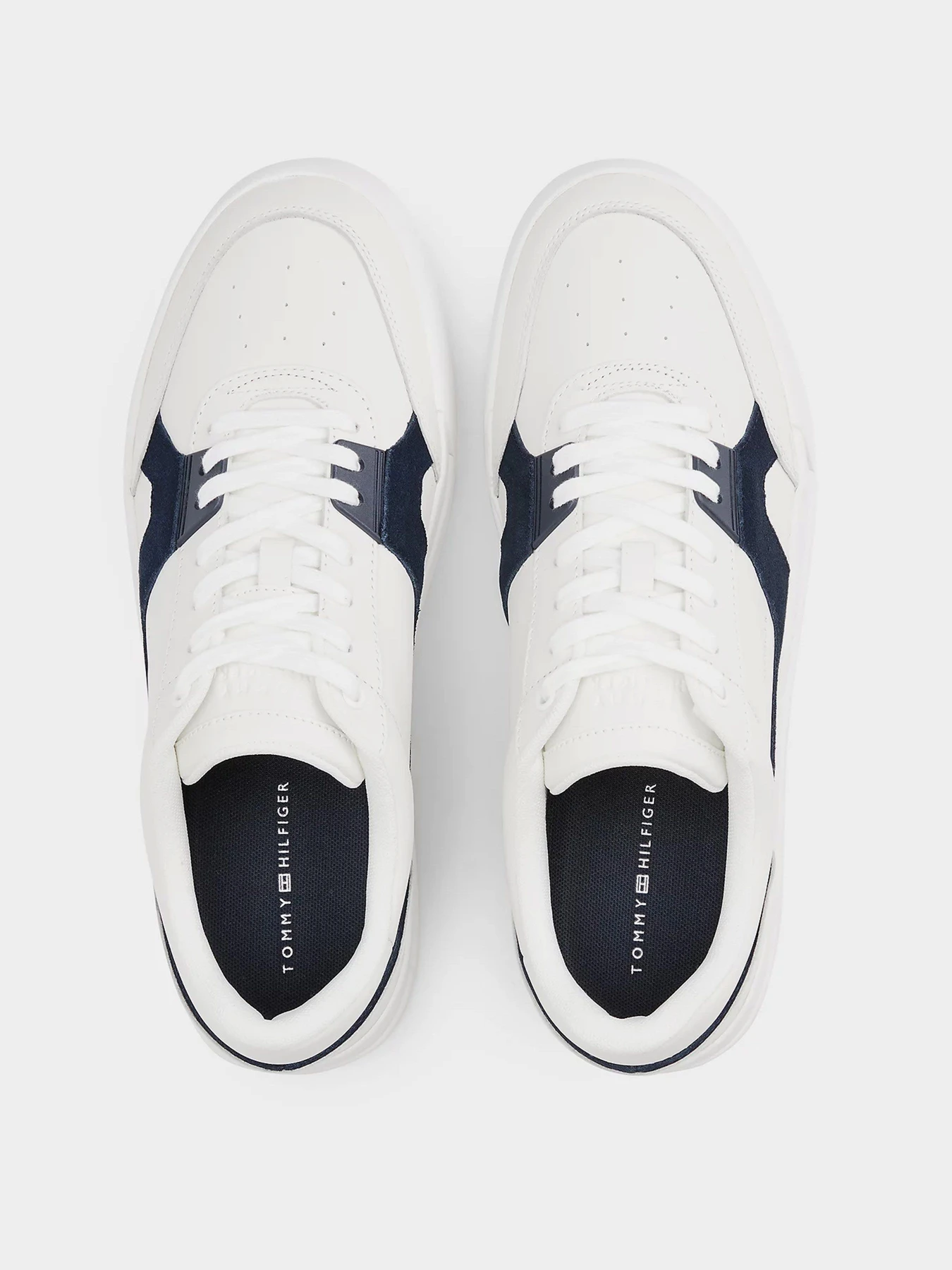 Кросівки Tommy Hilfiger модель FM0FM05551-0K4 Фото
