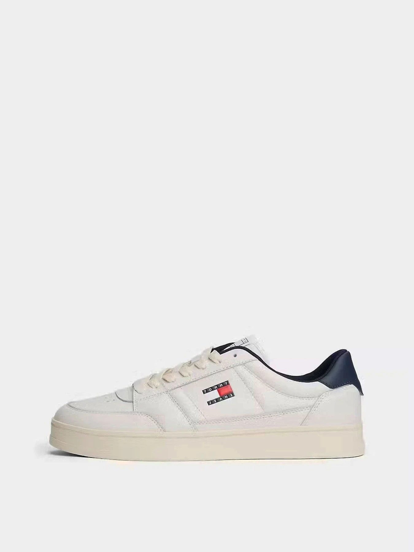 Кеды Tommy Hilfiger TJM THE GREENWICH NEW ESS модель EM0EM01574-0LG Кеды Tommy Hilfiger TJM THE GREENWICH NEW ESS модель EM0EM01574-0LG Фото