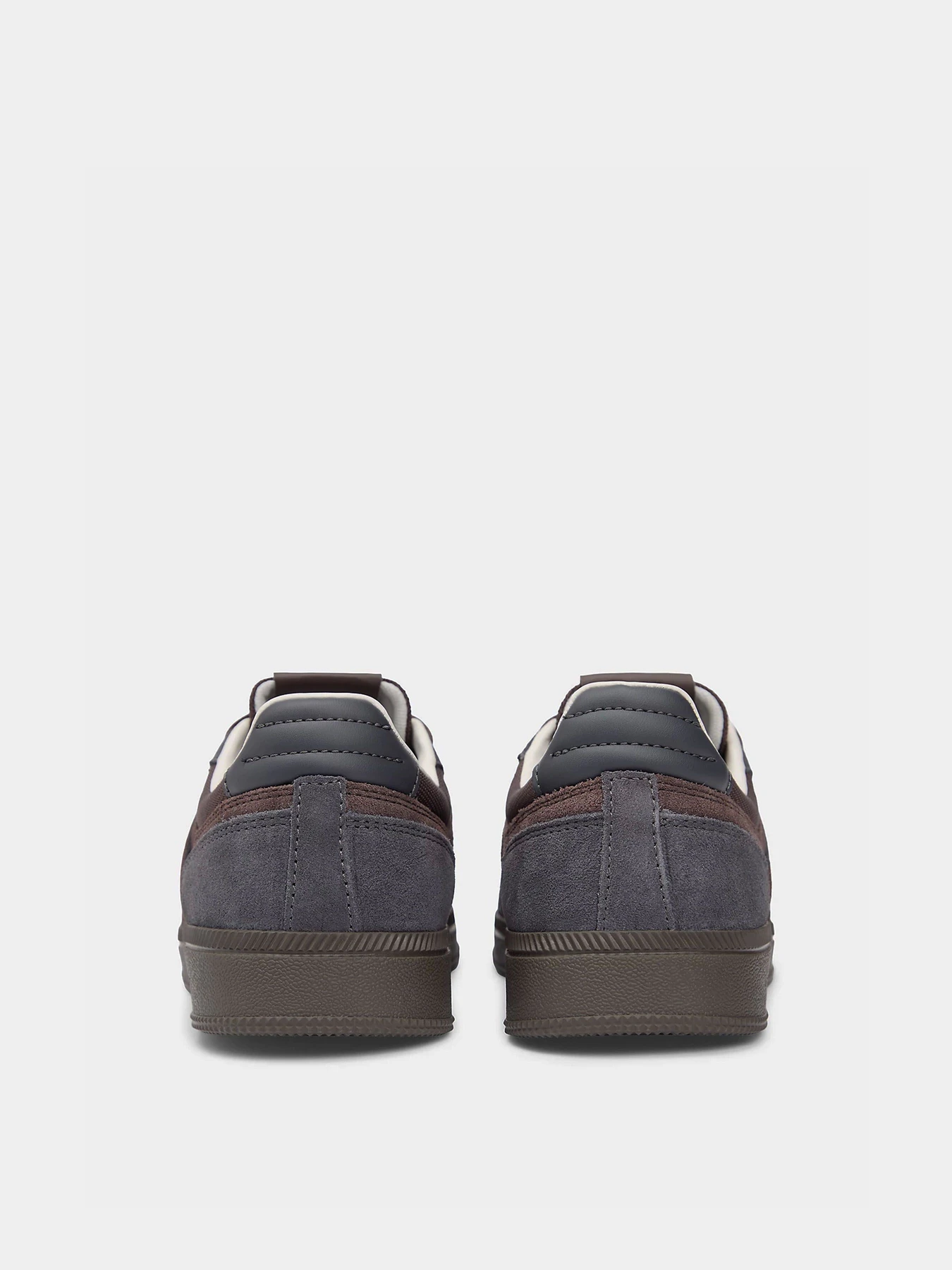 Кеды Tommy Hilfiger THE GREENWICH EDGE SUEDE модель EM0EM01662-PT2 Кеды Tommy Hilfiger THE GREENWICH EDGE SUEDE модель EM0EM01662-PT2 Фото