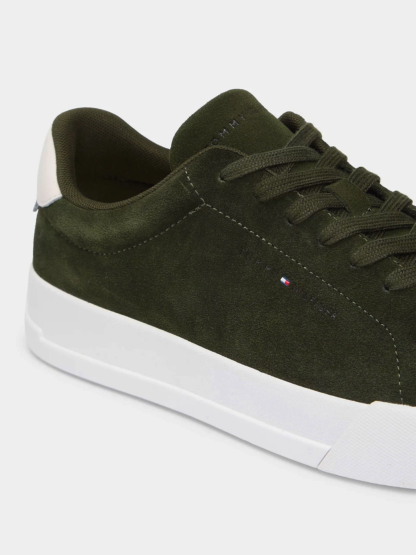Кеды Tommy Hilfiger TH COURT CORE SUEDE модель FM0FM05716-M1Q Кеды Tommy Hilfiger TH COURT CORE SUEDE модель FM0FM05716-M1Q Фото