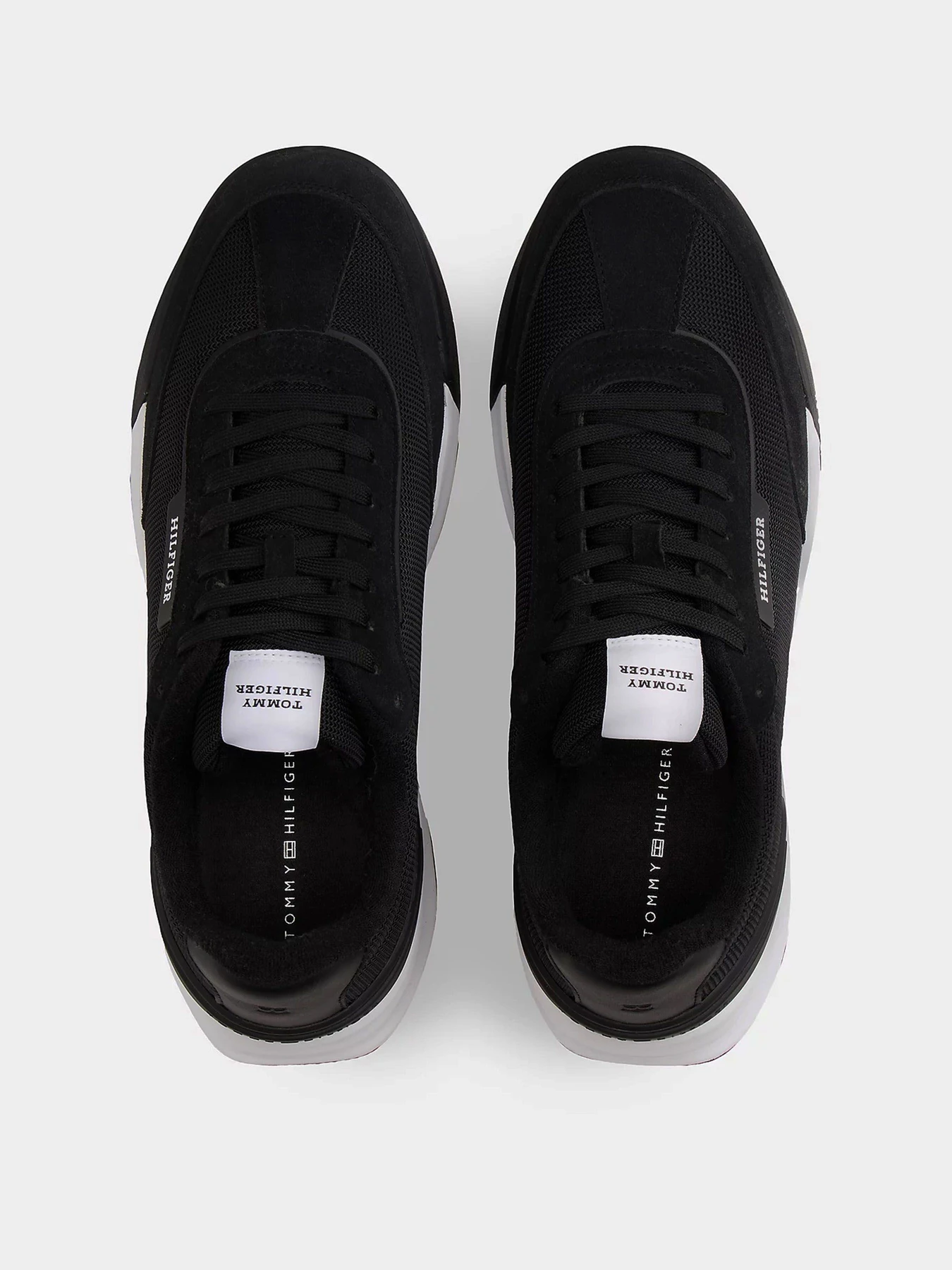 Кроссовки Tommy Hilfiger NU RETRO RUNNER SEASONAL модель FM0FM05722-BDS Кроссовки Tommy Hilfiger NU RETRO RUNNER SEASONAL модель FM0FM05722-BDS Фото