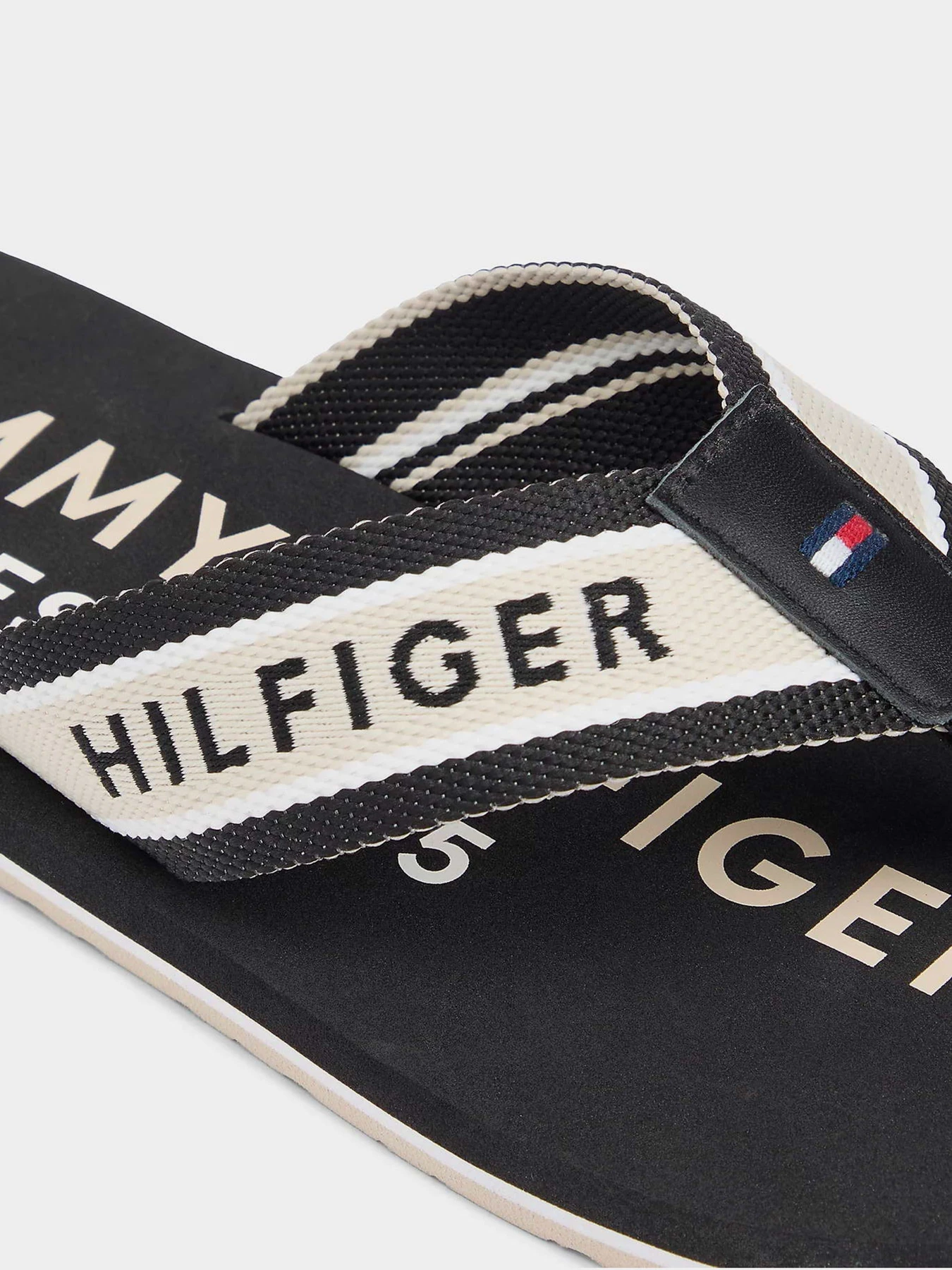 Шльопанці Tommy Hilfiger SPORTY HILFIGER BEACH SANDAL модель FM0FM05805-BDS Шльопанці Tommy Hilfiger SPORTY HILFIGER BEACH SANDAL модель FM0FM05805-BDS Фото