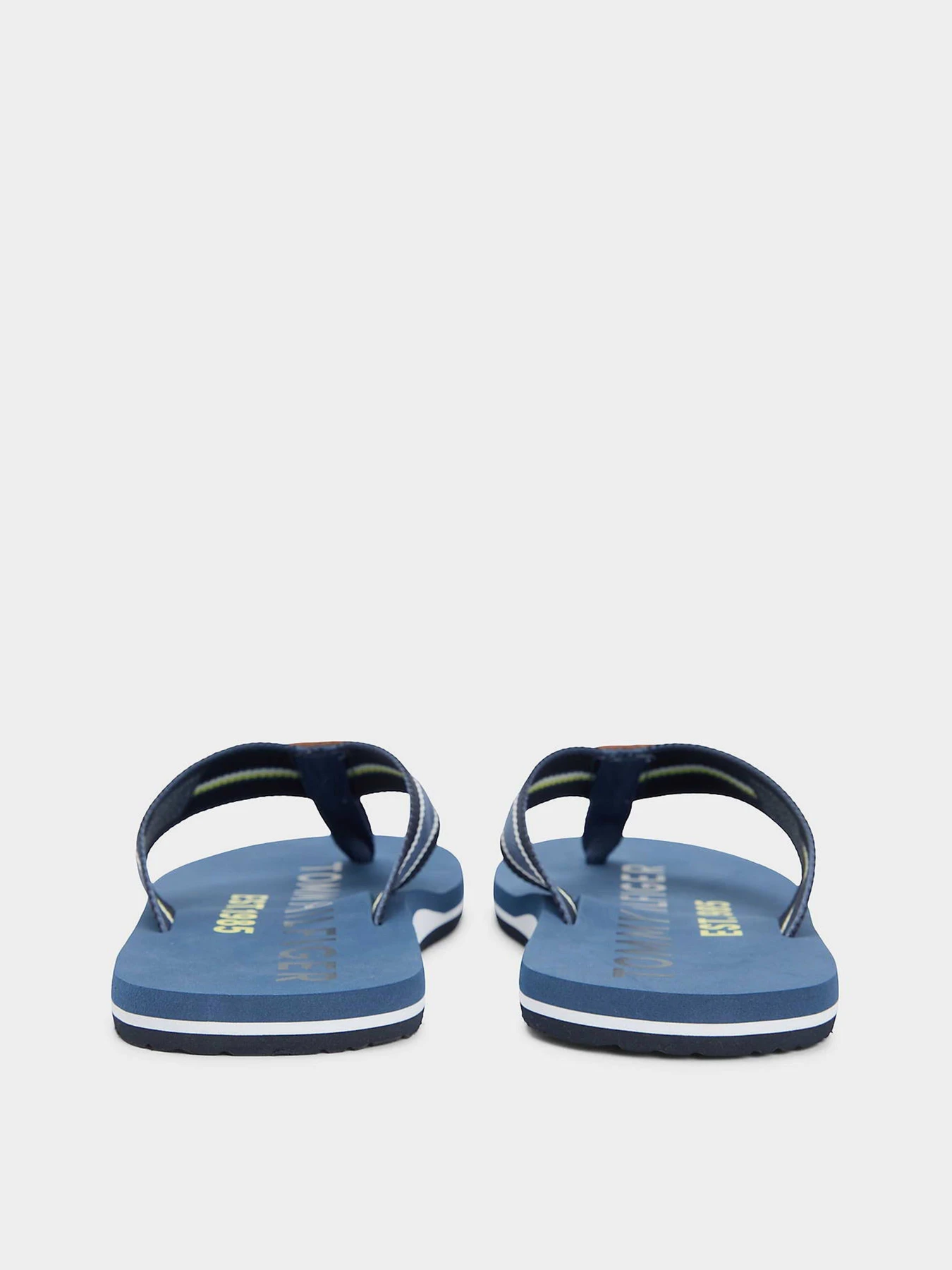 Шльопанці Tommy Hilfiger SPORTY HILFIGER BEACH SANDAL модель FM0FM05805-DBZ Шльопанці Tommy Hilfiger SPORTY HILFIGER BEACH SANDAL модель FM0FM05805-DBZ Фото