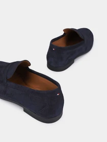 Туфли и лоферы Tommy Hilfiger FLEXIBLE SLIM SUEDE LOAFER модель FM0FM05745-DW5 Фото