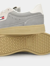 Кеды Tommy Hilfiger THE GREENWICH EDGE SUEDE модель EM0EM01683-P06 Фото