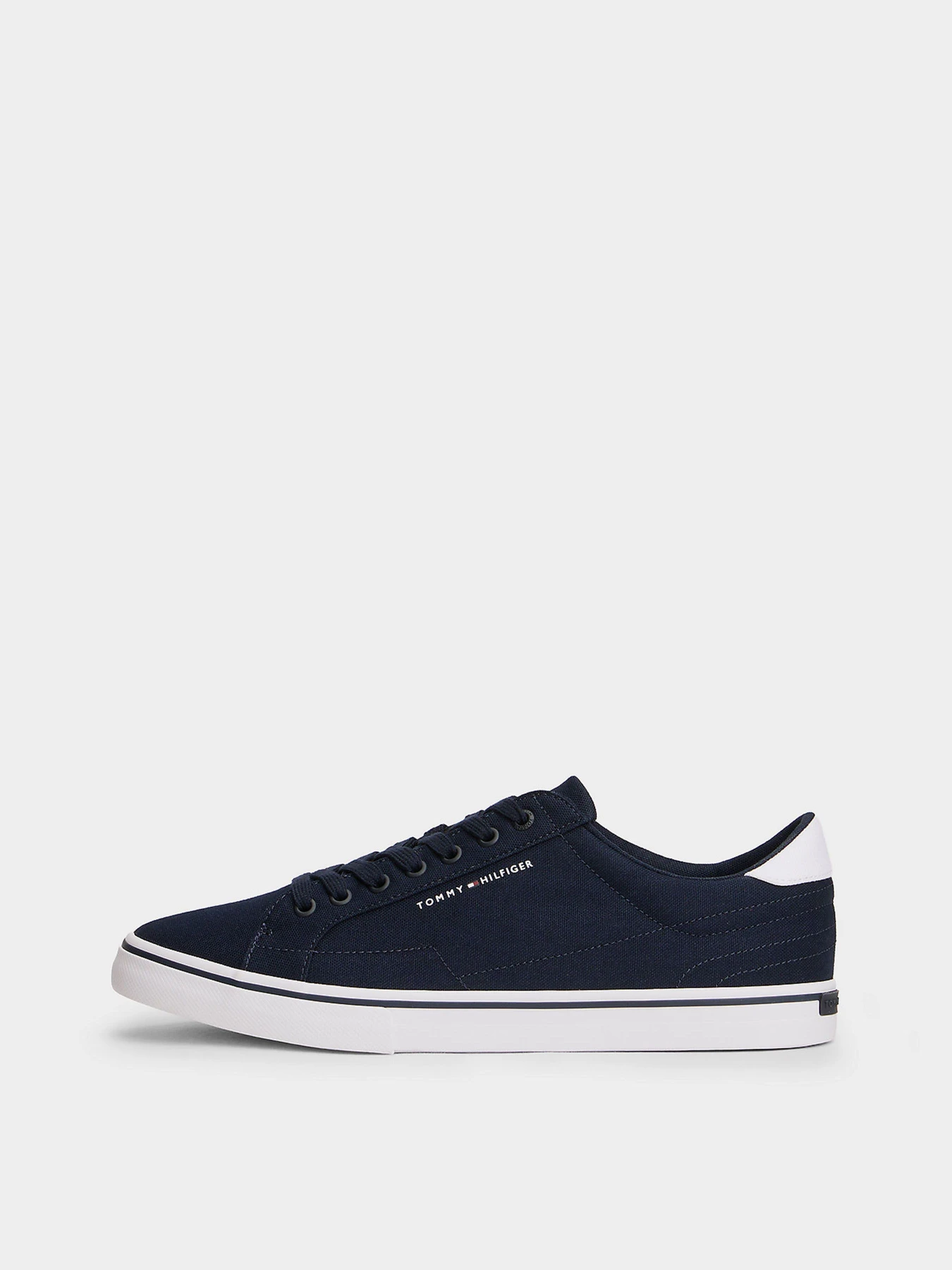 Кеды Tommy Hilfiger VULC CORE LONG LACE модель FM0FM05688-DW5 Кеды Tommy Hilfiger VULC CORE LONG LACE модель FM0FM05688-DW5 Фото
