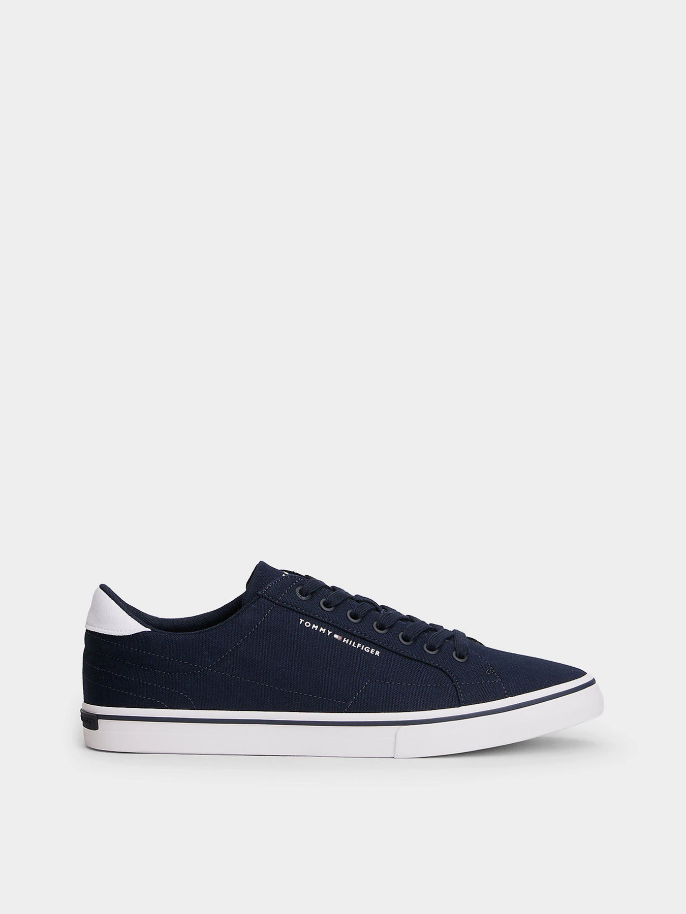 Кеды Tommy Hilfiger VULC CORE LONG LACE модель FM0FM05688-DW5 Кеды Tommy Hilfiger VULC CORE LONG LACE модель FM0FM05688-DW5 Фото