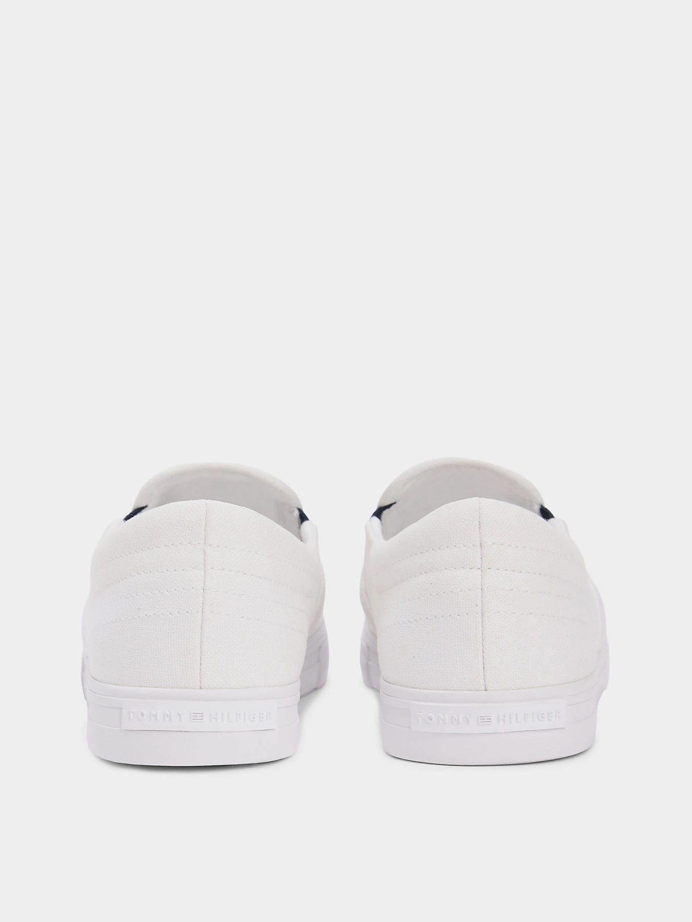 Слипоны и мокасины Tommy Hilfiger VULC CORE SLIP ON модель FM0FM05689-YBS Слипоны и мокасины Tommy Hilfiger VULC CORE SLIP ON модель FM0FM05689-YBS Фото