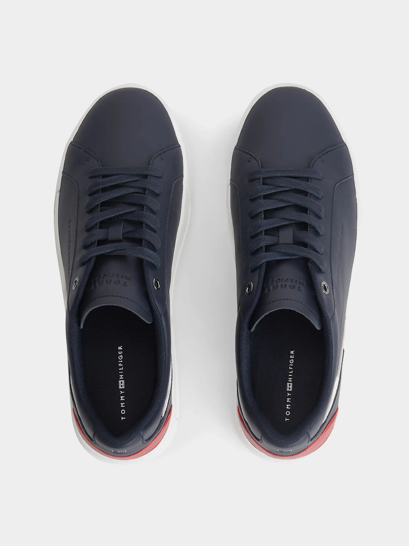 Кеды Tommy Hilfiger TH COURT PREMIUM LEATHER модель FM0FM05879-DW5 Кеды Tommy Hilfiger TH COURT PREMIUM LEATHER модель FM0FM05879-DW5 Фото