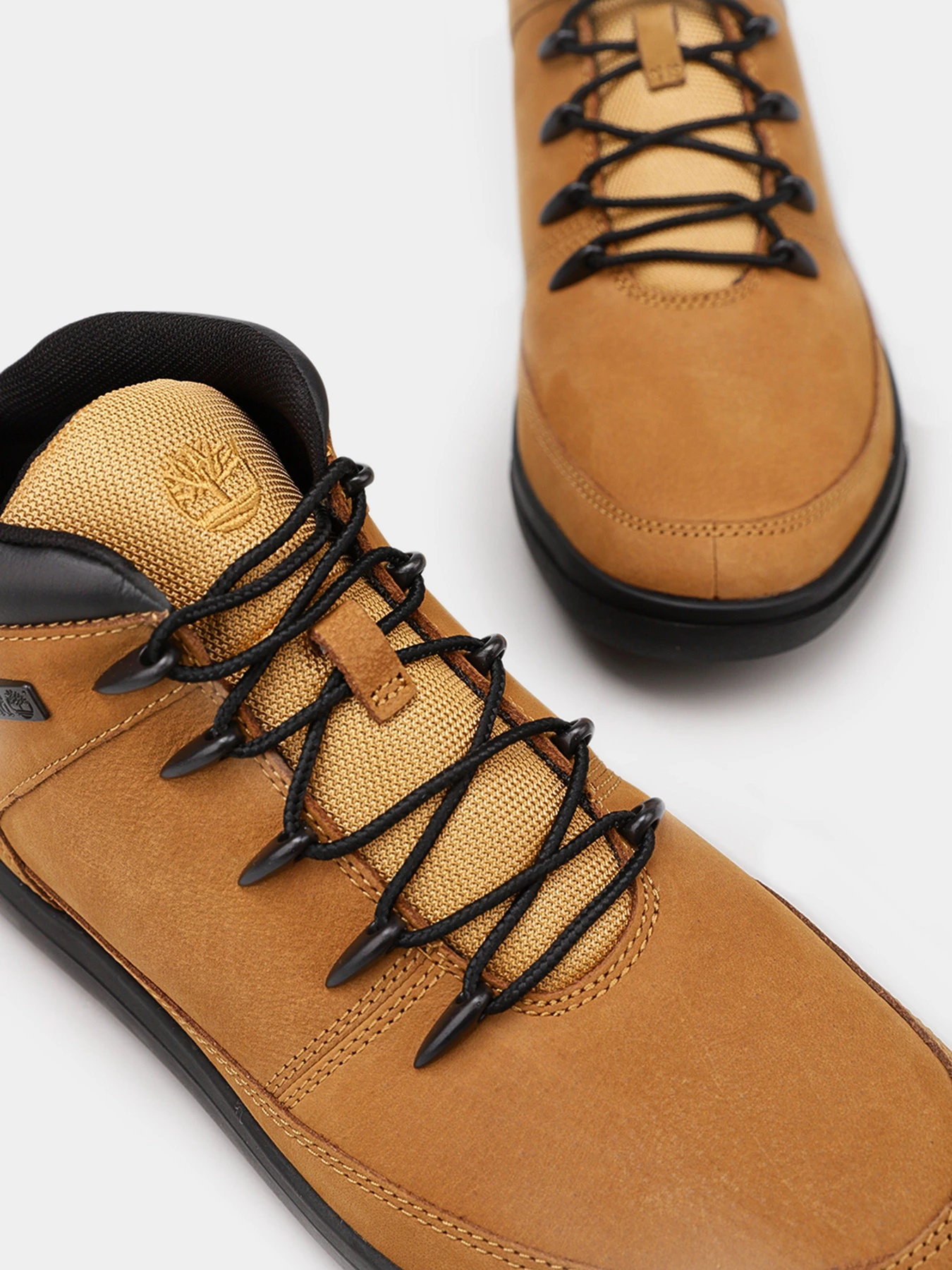Черевики та чоботи Timberland Ashwood Park Chukka модель TB0A2GS9231 Фото