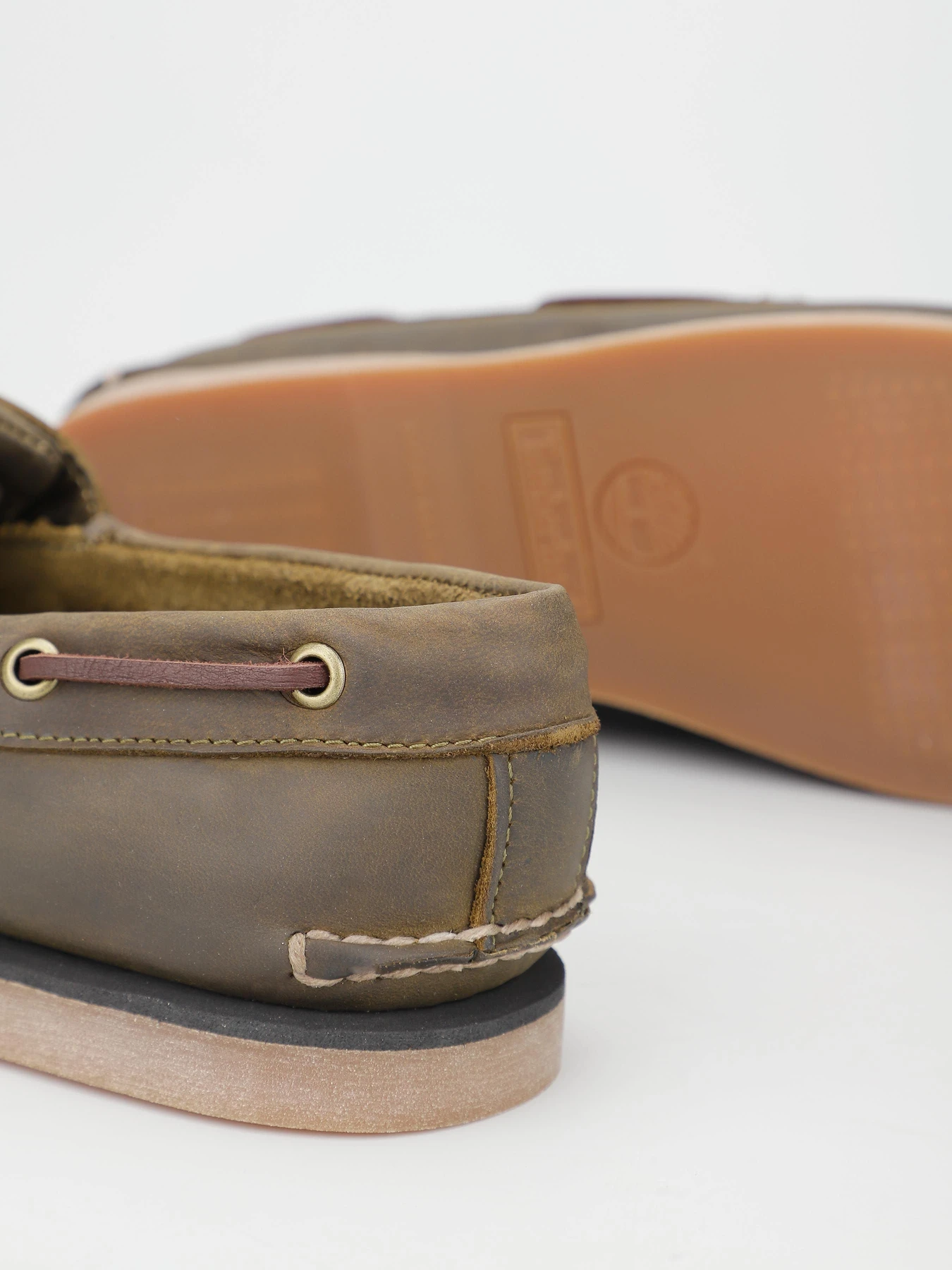 Сліпони та мокасини Timberland Classic модель TB0A4187ET4 Сліпони та мокасини Timberland Classic модель TB0A4187ET4 Фото