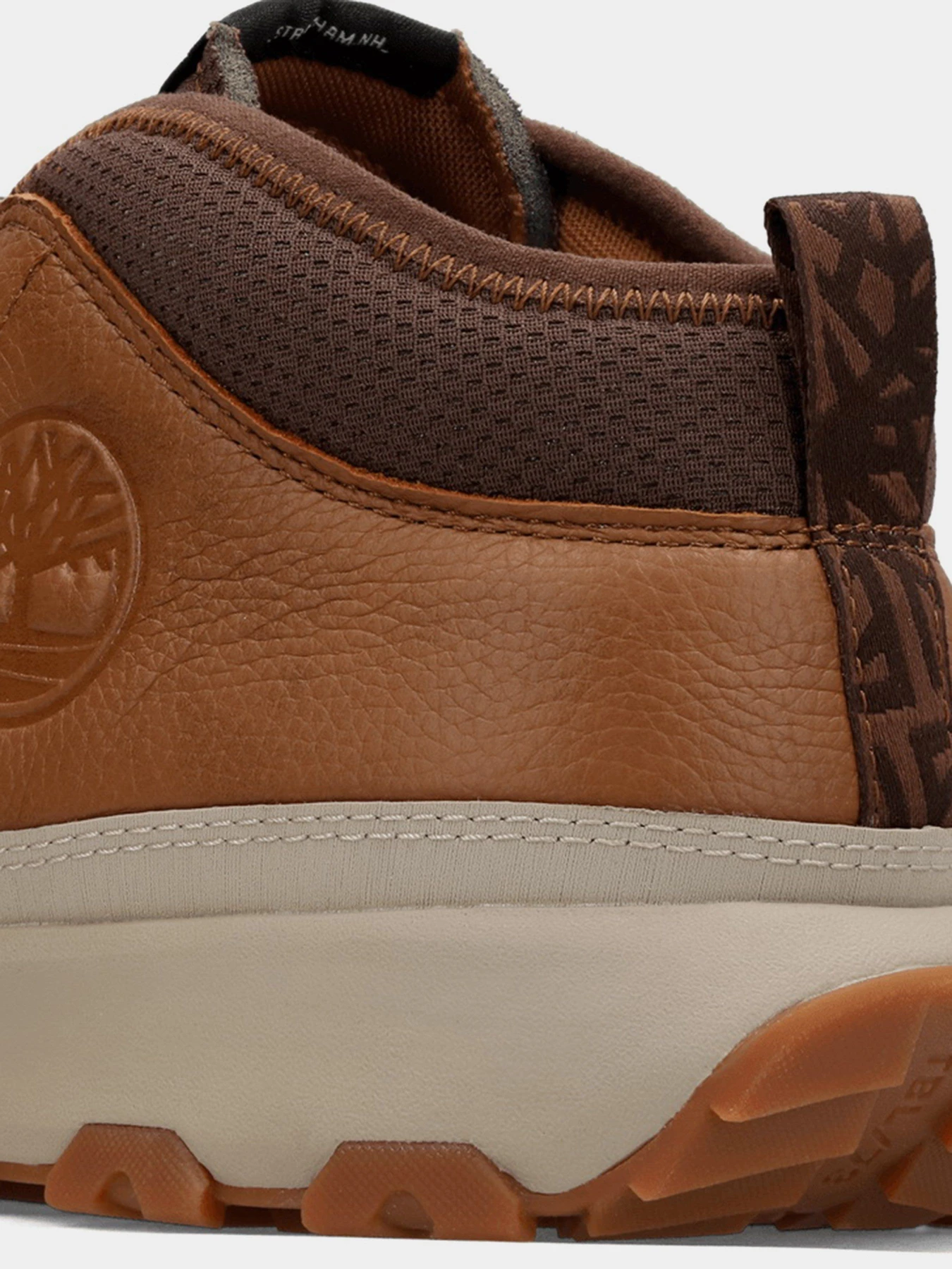 Ботинки и сапоги Timberland Winsor Mid модель TB0A41X7EM6 Ботинки и сапоги Timberland Winsor Mid модель TB0A41X7EM6 Фото