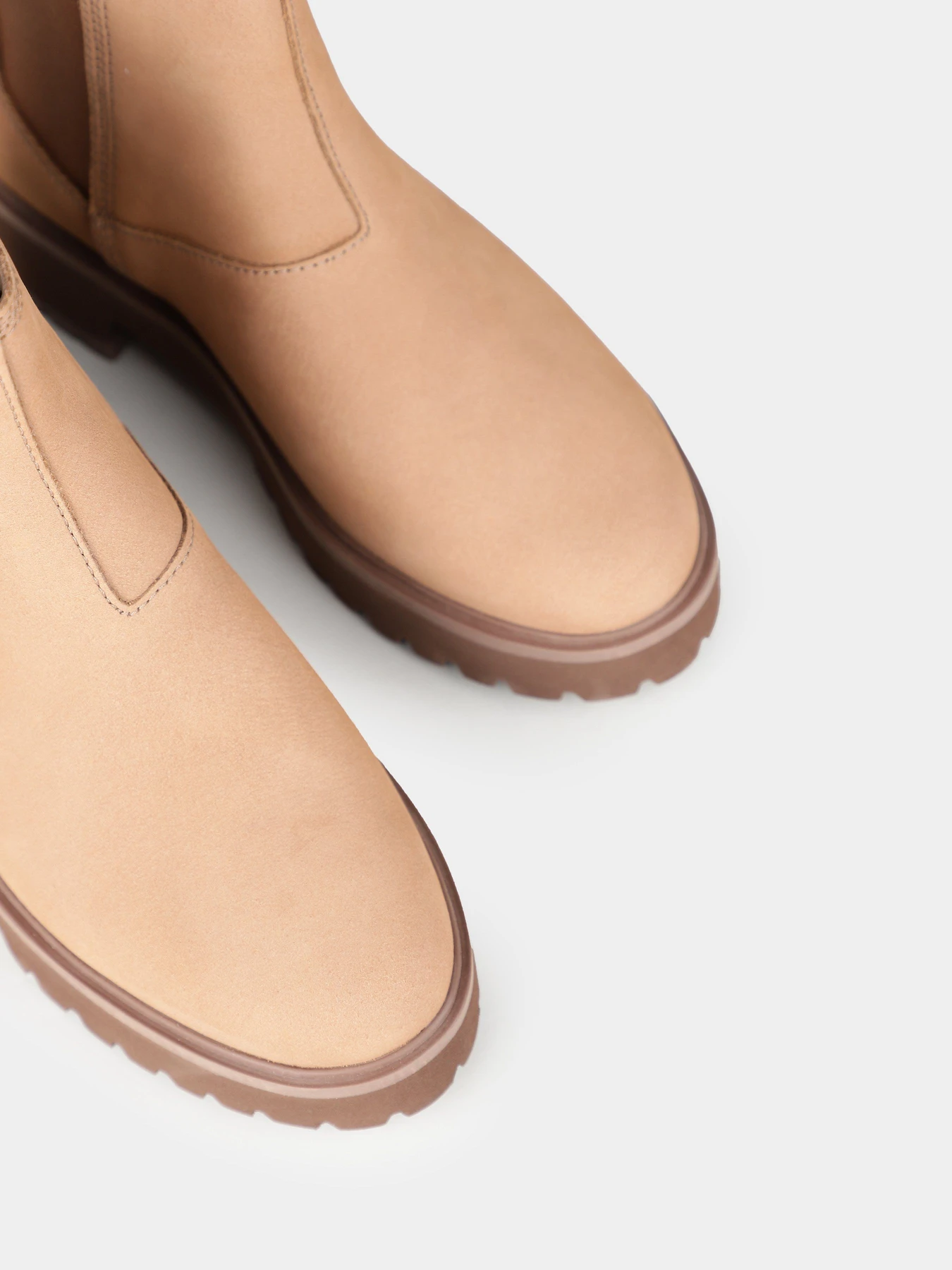 Черевики та чоботи Timberland Carnaby Cool Basic Chlsea модель TB0A5NQ7D69 Фото