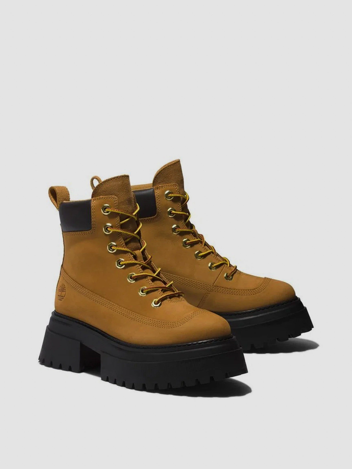 Черевики та чоботи Timberland Sky 6 модель TB0A2KMU231 Черевики та чоботи Timberland Sky 6 модель TB0A2KMU231 Фото