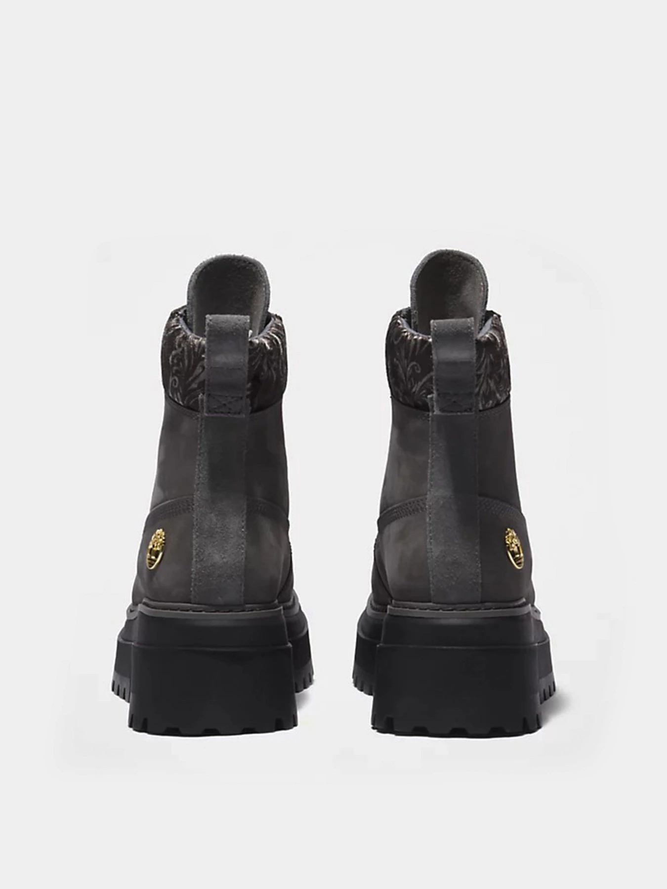 Черевики та чоботи Timberland SKY 6 модель TB0A42AU033 Черевики та чоботи Timberland SKY 6 модель TB0A42AU033 Фото