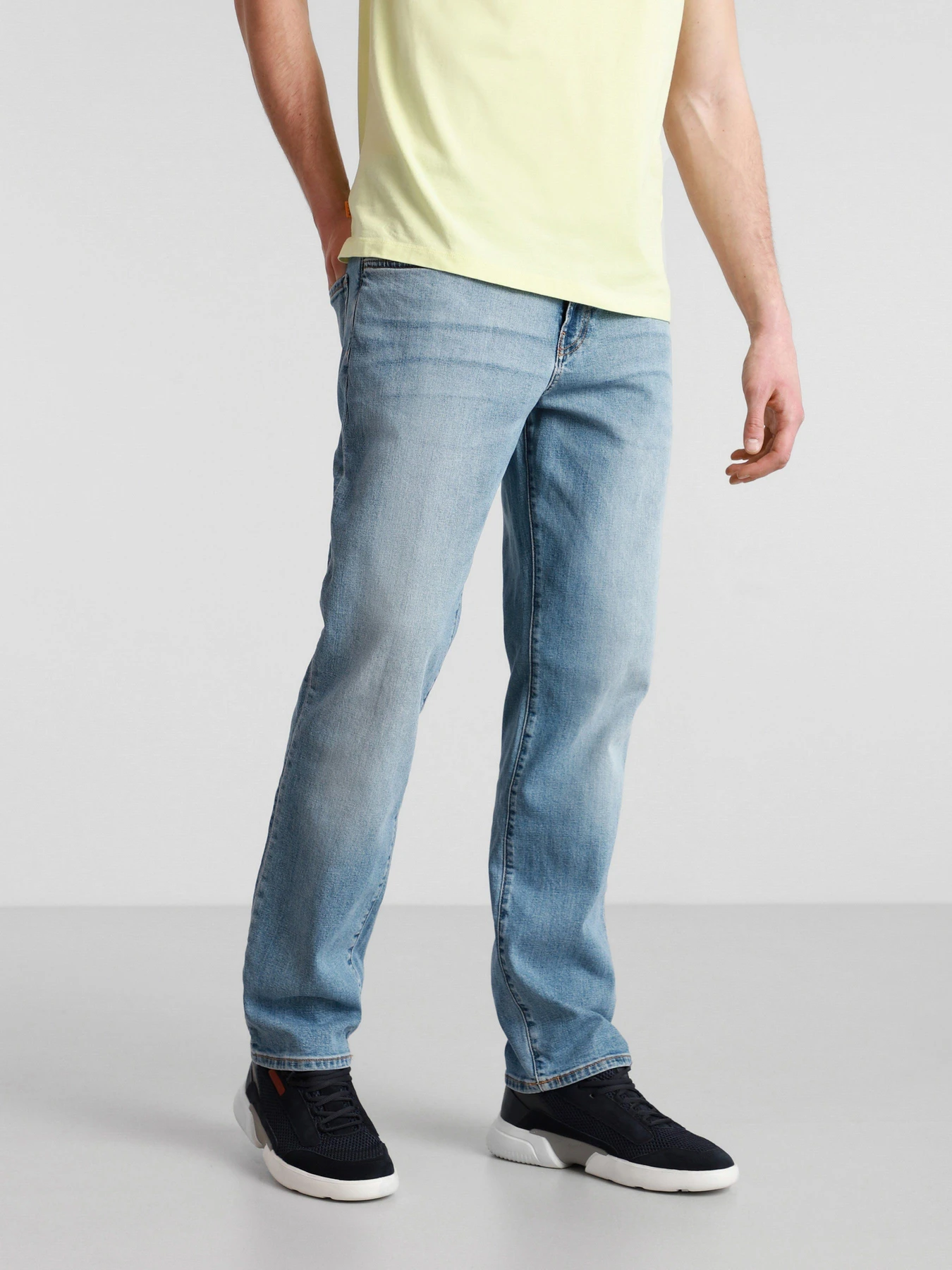 Джинсы Timberland Squam Lake Straight модель TB0A2C9BBQ834 Фото