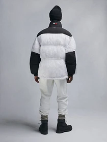 Куртки и дубленки Timberland x Tommy модель TB0A5U2HS84 Фото