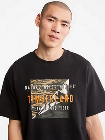 Футболки і поло Timberland Lunar New Year Relaxed-Fit модель TB0A27GE001 Фото