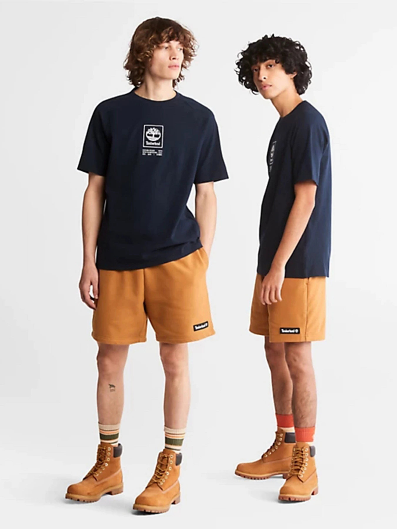 Футболки і поло Timberland Stacked Logo for All Gender модель TB0A2DVY433 Футболки і поло Timberland Stacked Logo for All Gender модель TB0A2DVY433 Фото
