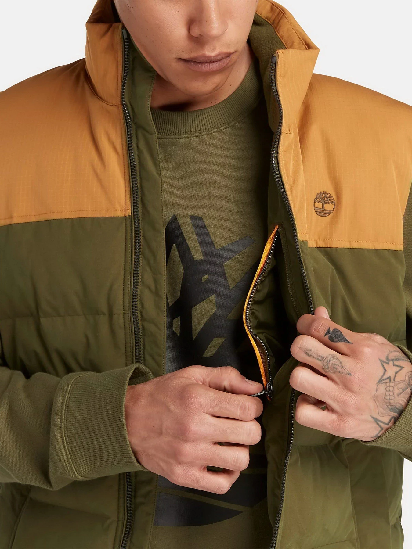 Куртки и дубленки Timberland Welch Mountain Puffer модель TB0A22XMEB6 Куртки и дубленки Timberland Welch Mountain Puffer модель TB0A22XMEB6 Фото
