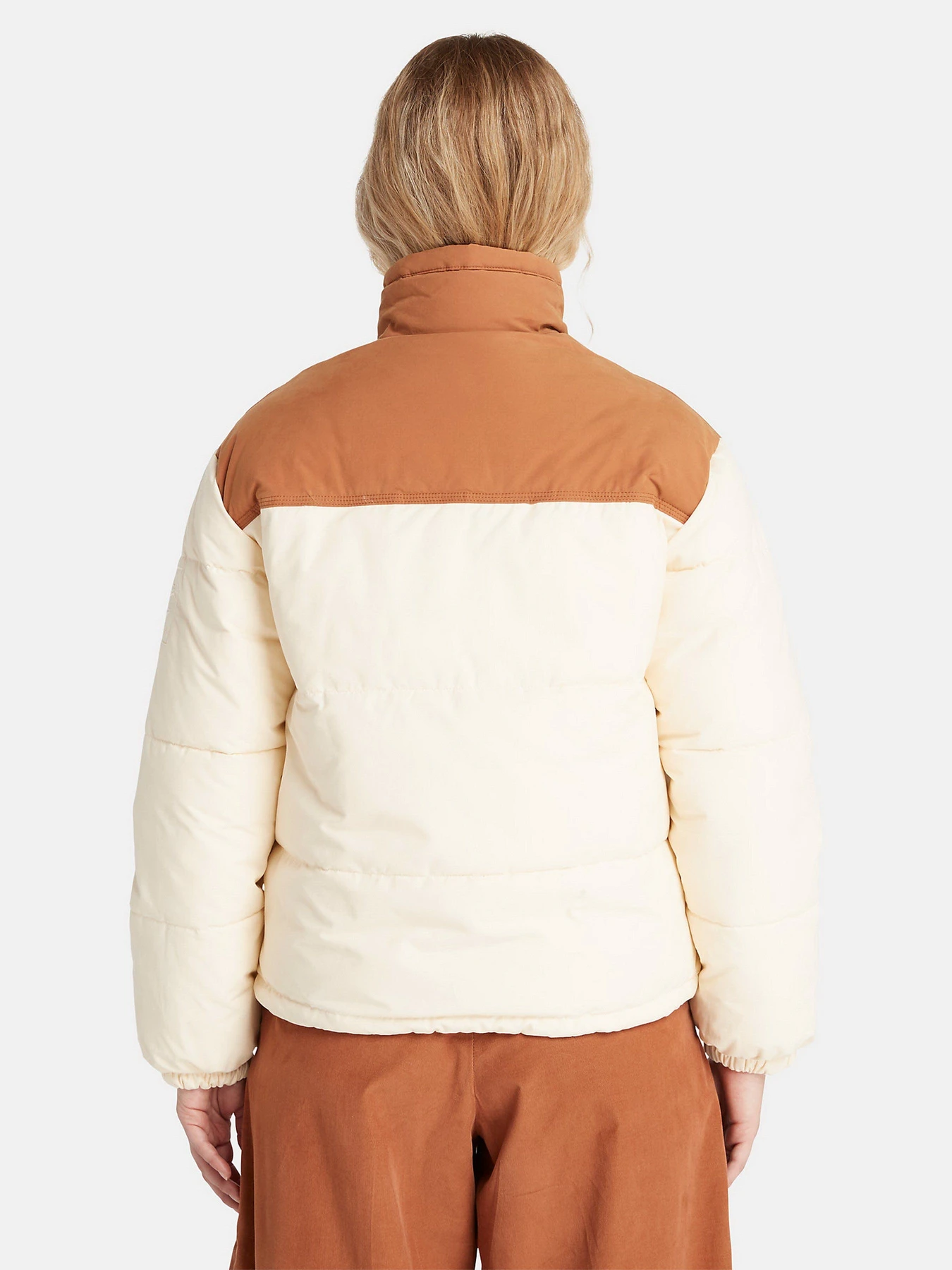Куртки та дублянки Timberland Mountain Welsh Puffer модель TB0A6HBWV04 Фото