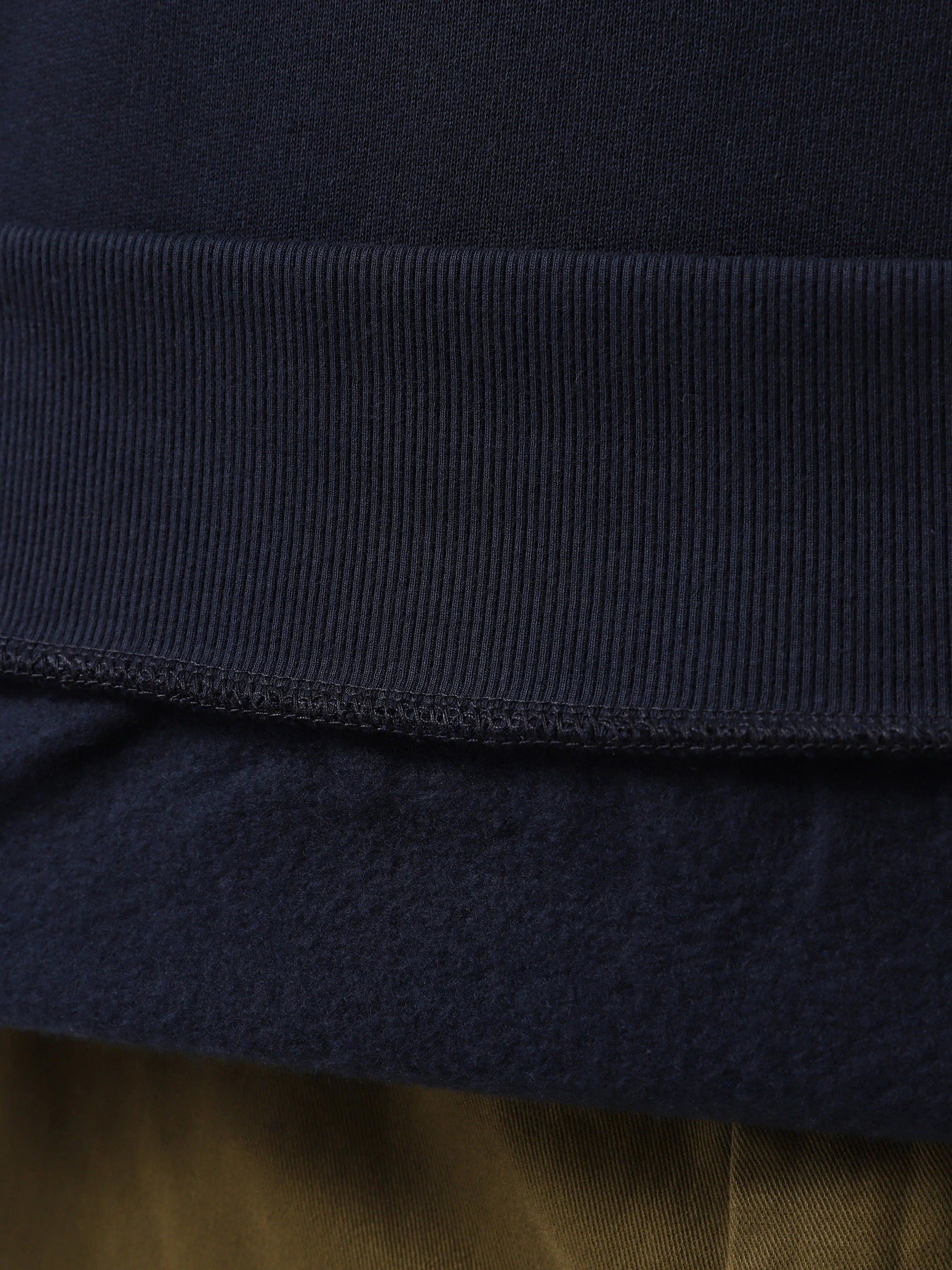 Худи и свитшоты Timberland Woven Badge Crew Neck модель TB0A6UHJ433 Фото
