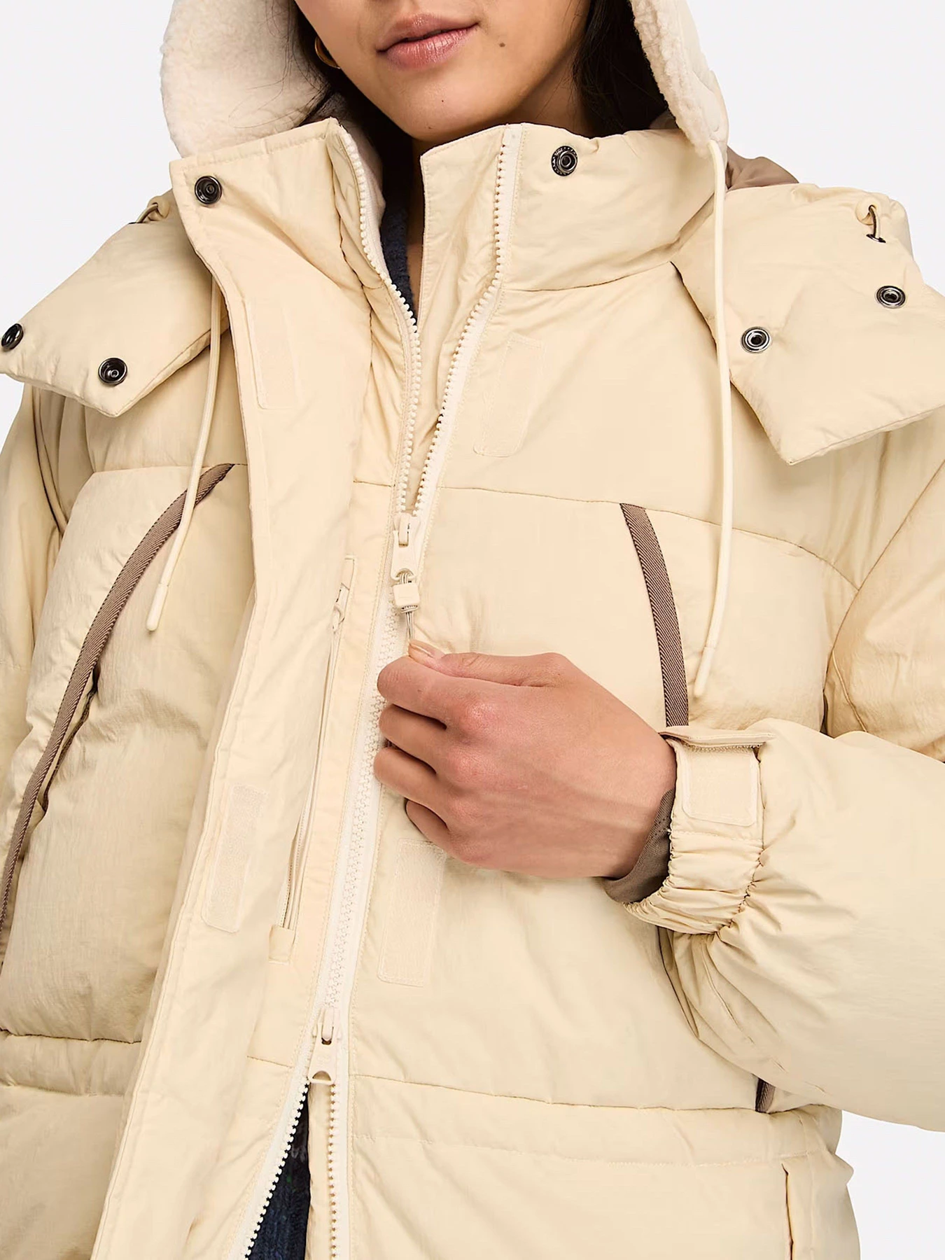 Куртки та дублянки Timberland Howker Recycled Down Puffer Long модель TB0A5ZC3EFL Фото